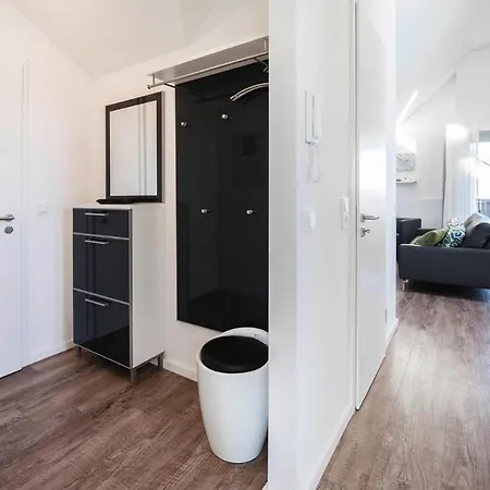 Apartment Holiday Flat - Dos01104b-dyb